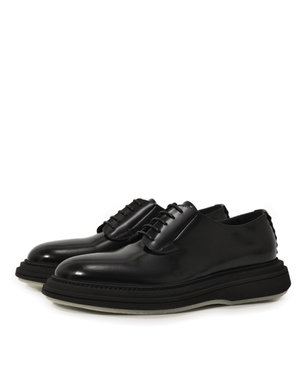 Какую обувь выбирают стильные женихи в 2024?