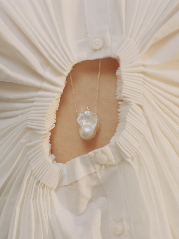 Less is more. Подборка небанальных аксессуаров для