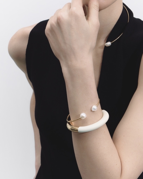 Свежий взгляд: собираем весенний образ невесты по