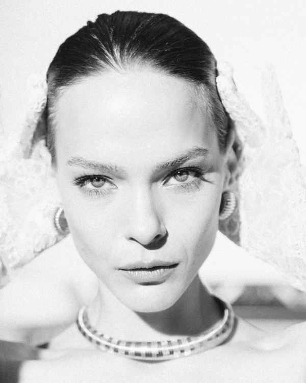 10 неклассических бьюти-образов невесты от стилиста Анастасии