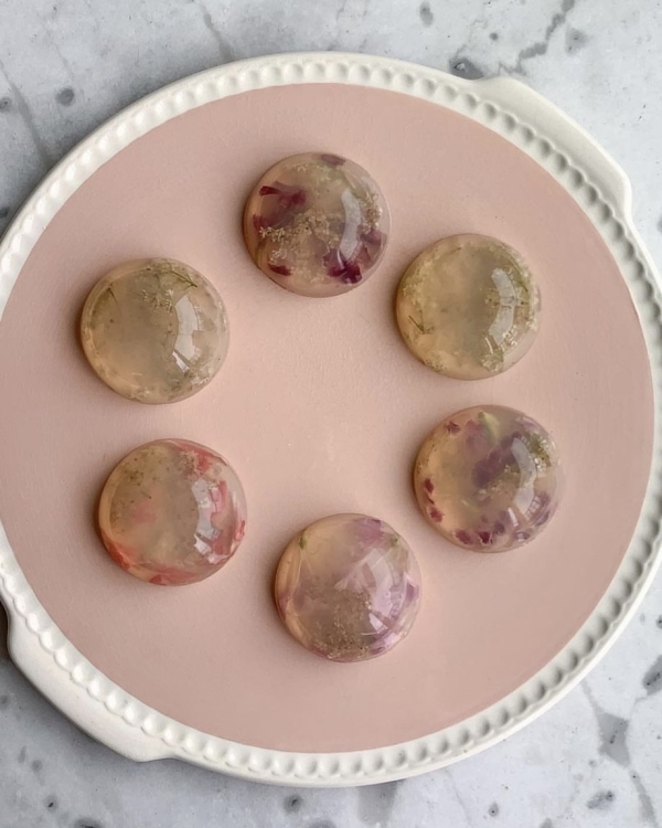 В каких цветах оформить свадьбу летом 2024?