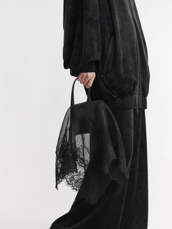 Less is more. Подборка небанальных аксессуаров для