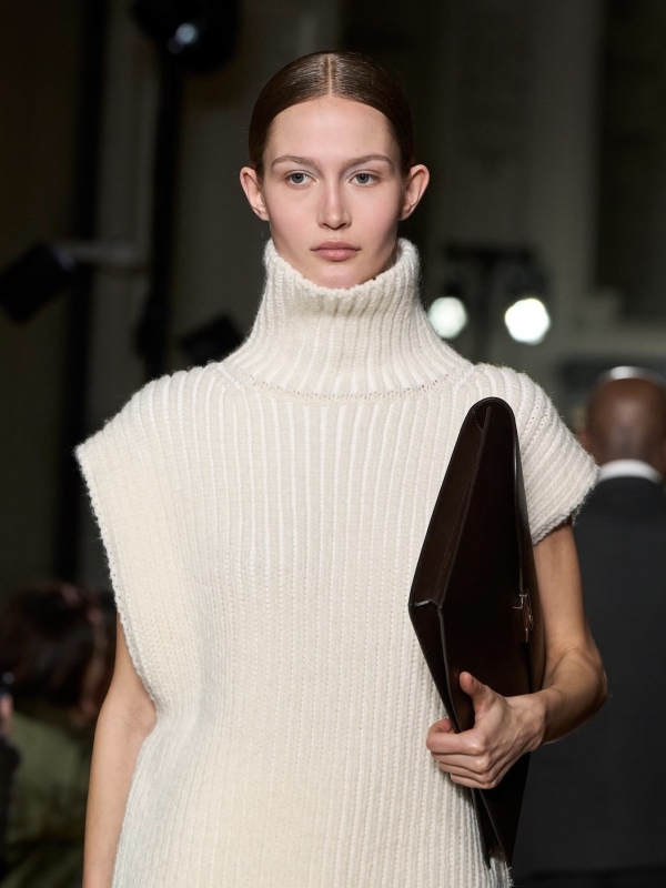 That's a croissant week. Современный французский шик