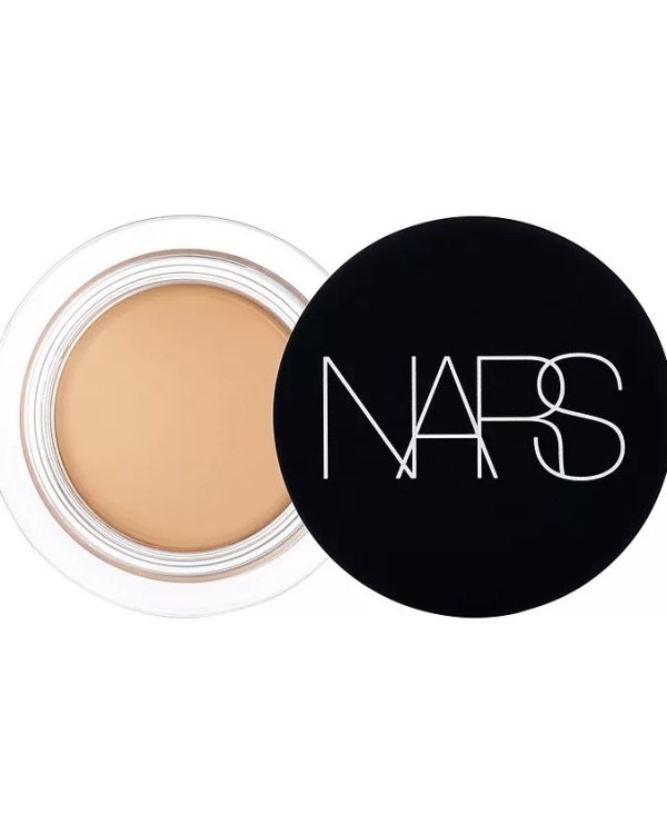 Что в косметичке у стилиста Арины Шариной?