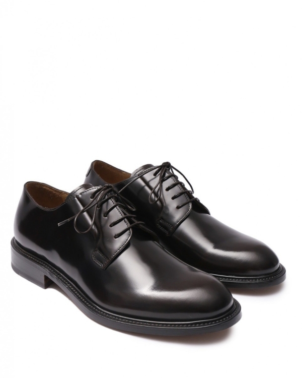 Какую обувь выбирают стильные женихи в 2024?