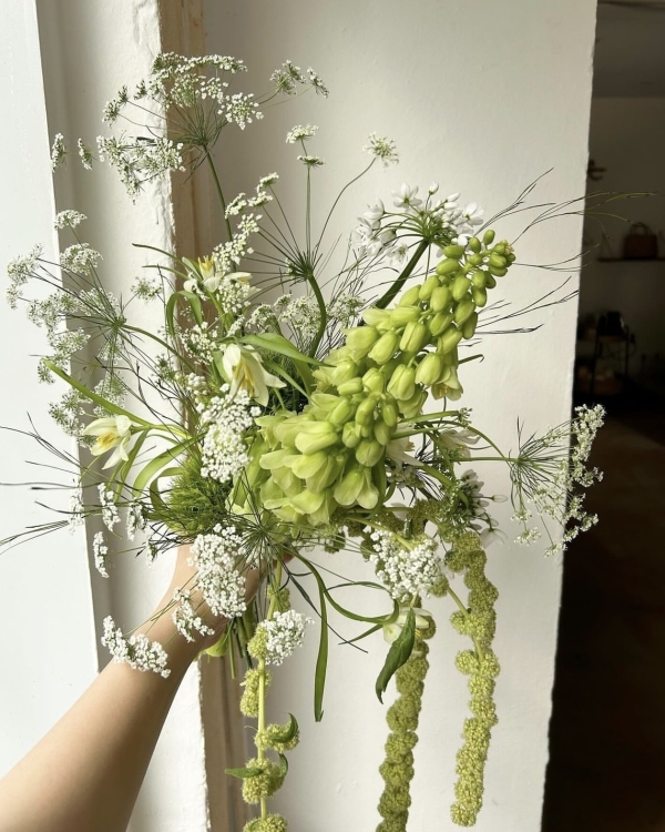 Букет невесты 2024, достойный «Оскара»: 30 модных