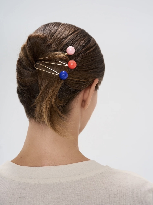 Less is more. Подборка небанальных аксессуаров для