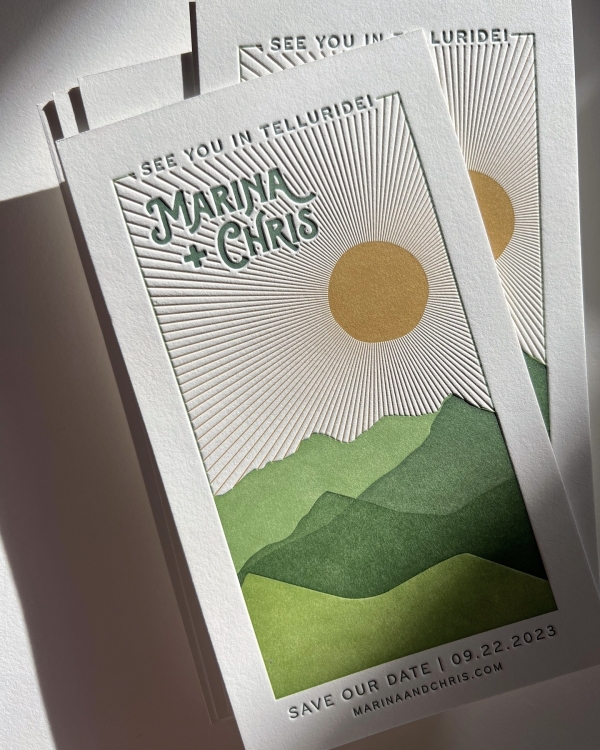 Глубокая печать, ткани и наивные рисунки. Показываем