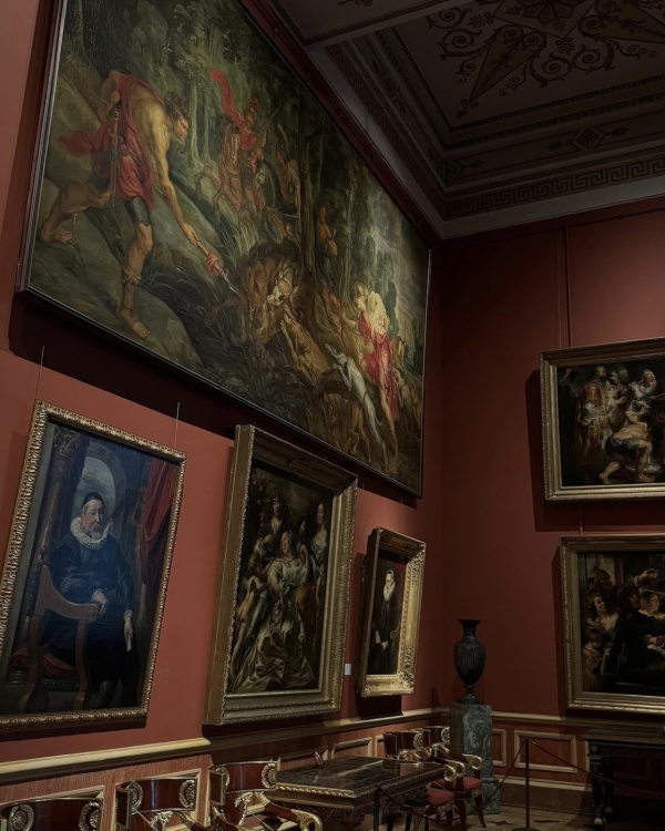 Майские 2024: куда поехать погулять?