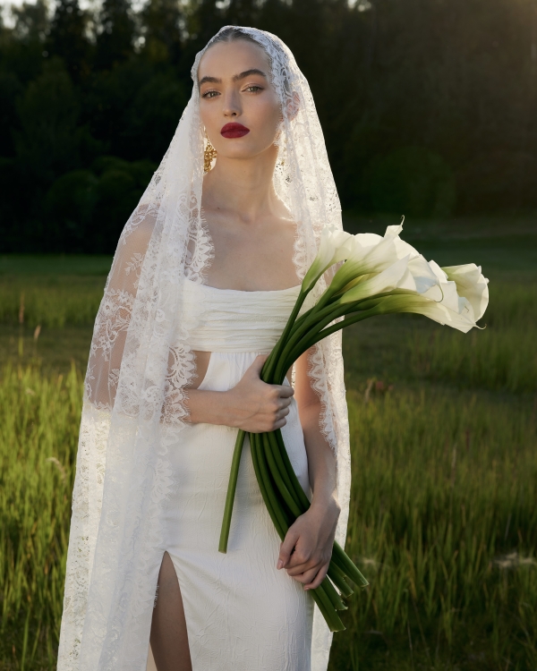 10 неклассических бьюти-образов невесты от стилиста Анастасии