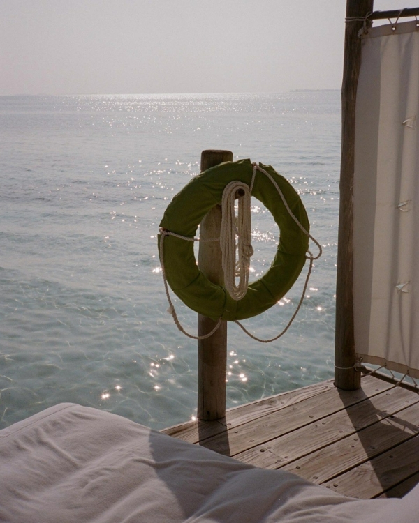 7 подкастов, которые помогут справиться с тревогой