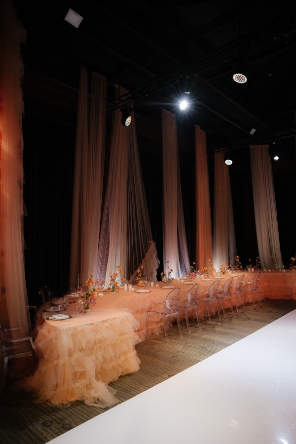 Рюши, сочная флористика и настоящая весна на