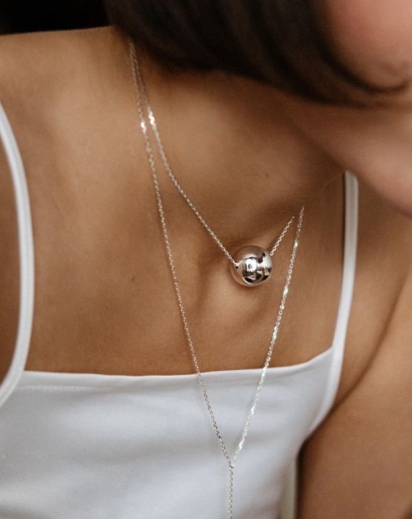 Свежий взгляд: собираем весенний образ невесты по