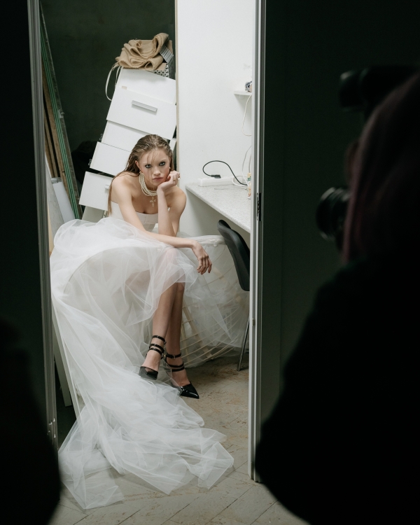 10 неклассических бьюти-образов невесты от стилиста Анастасии