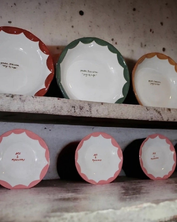 Глубокая печать, ткани и наивные рисунки. Показываем