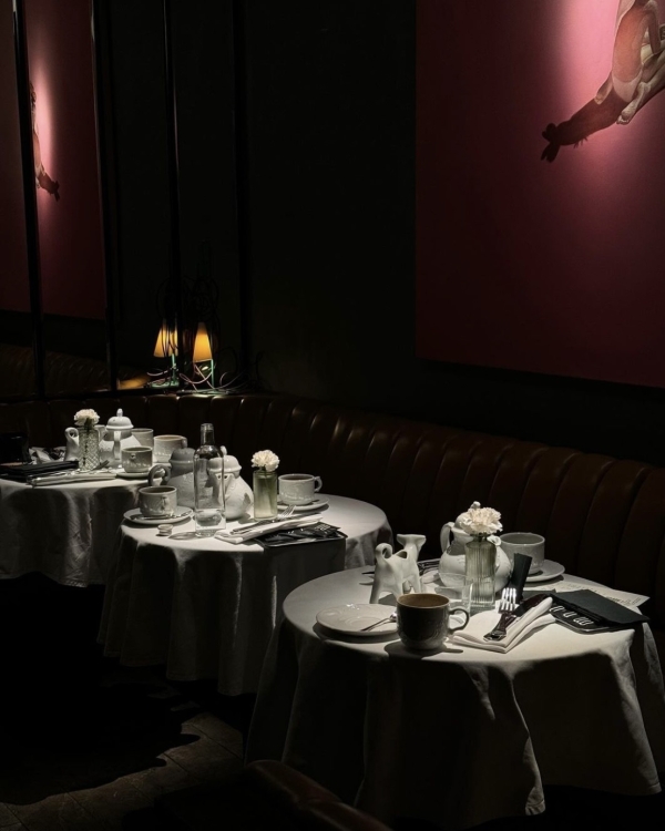 Весенний флер на «Усачевском», предпремьерный показ «Фрау»