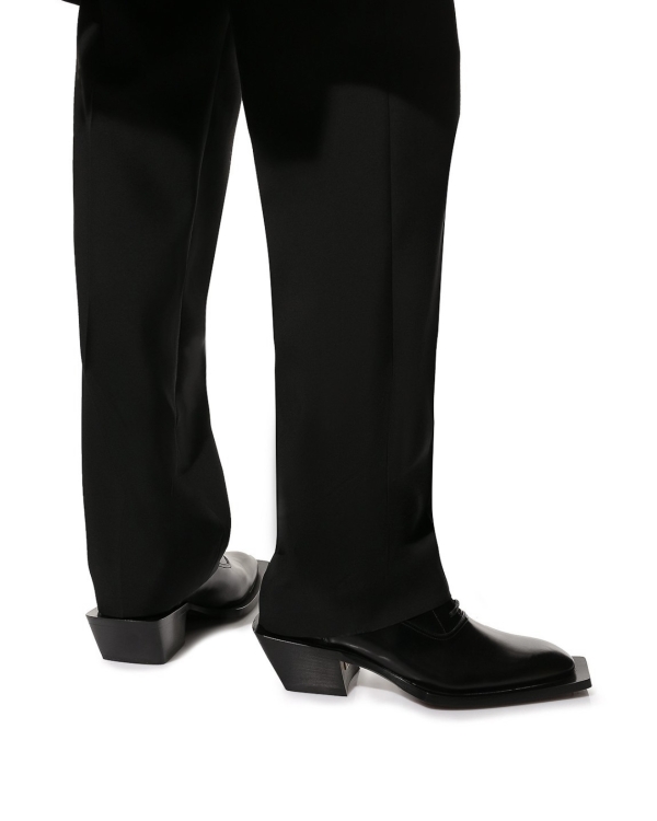 Какую обувь выбирают стильные женихи в 2024?