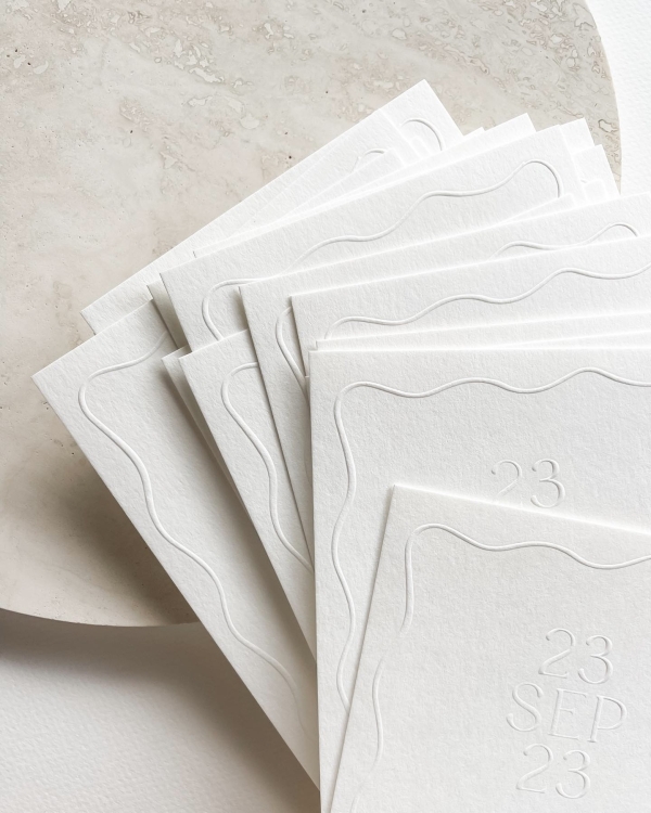 Глубокая печать, ткани и наивные рисунки. Показываем