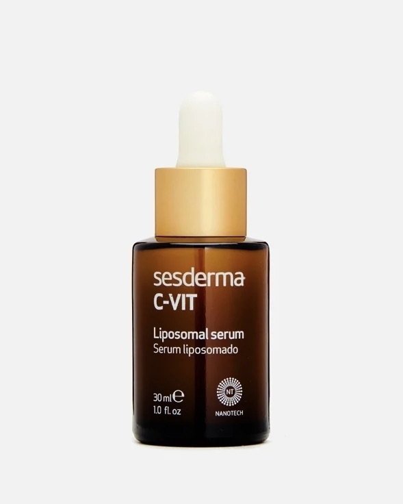 Что в косметичке у стилиста Арины Шариной?