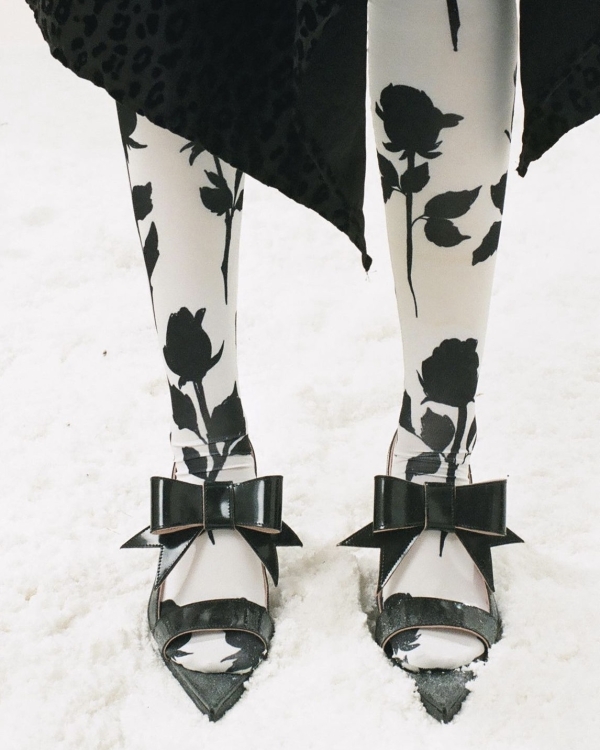 Колготки — любимый тренд модных невест 2024. Какие