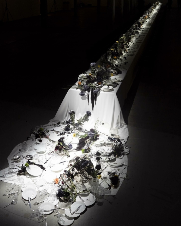 7 подкастов, которые помогут справиться с тревогой