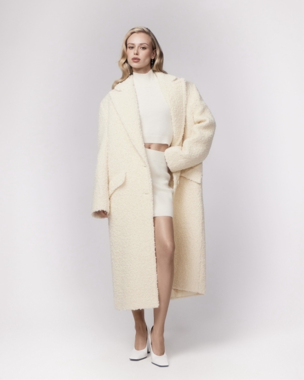 Показываем 20 модных пальто, которые выигрышно дополнят