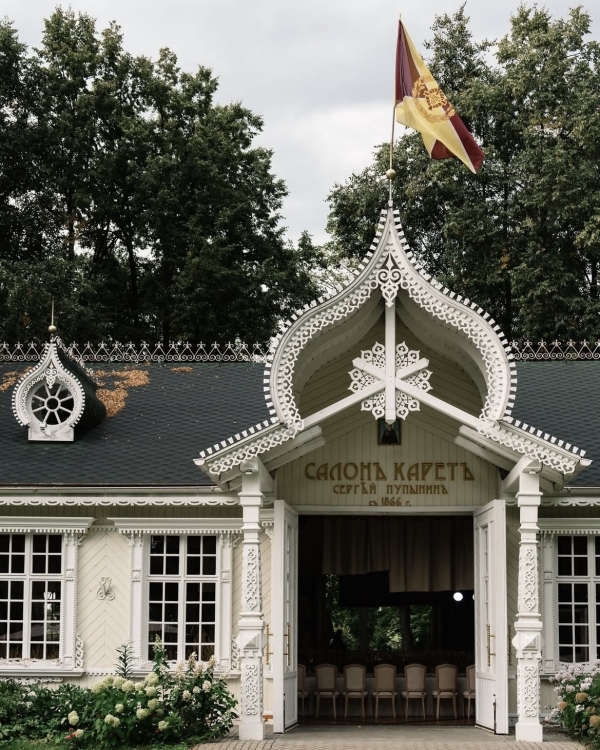 Особняки для свадьбы, в которых будто застыло