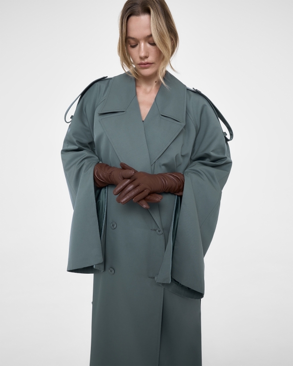 Не бежевым едины. Интересные тренчи для невест,