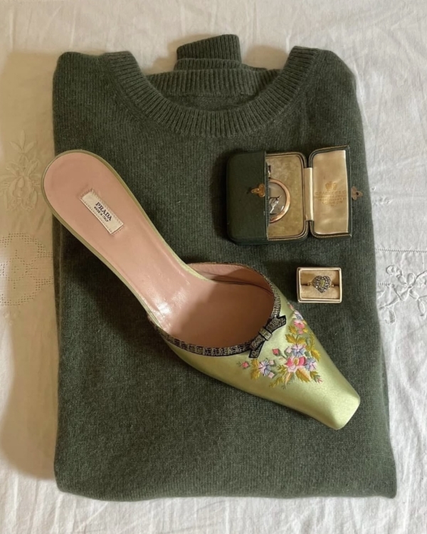 Что надеть на девичник в 2025?