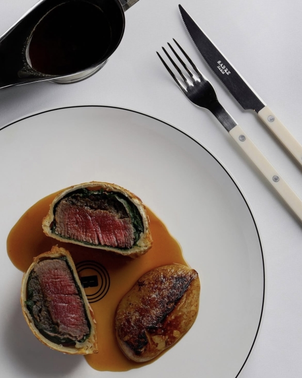 Фестиваль подруг на «Хлебозаводе», постановка «Дыры» в