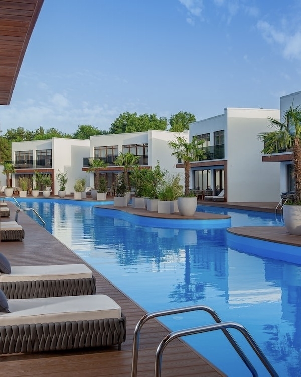 Модные российские курорты, где можно красиво провести