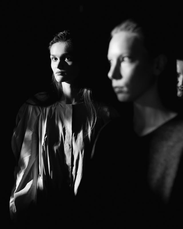 Кому доверяют снимать светскую жизнь Москвы?