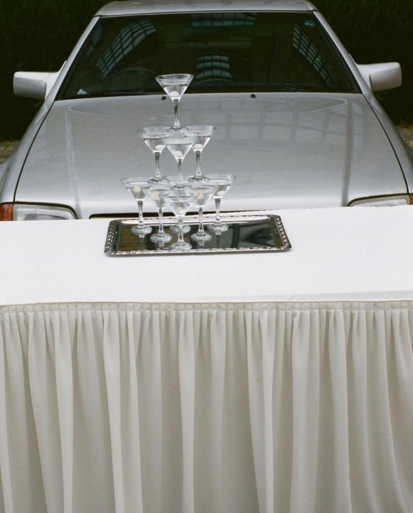 Как актуально оформить горку шампанского?