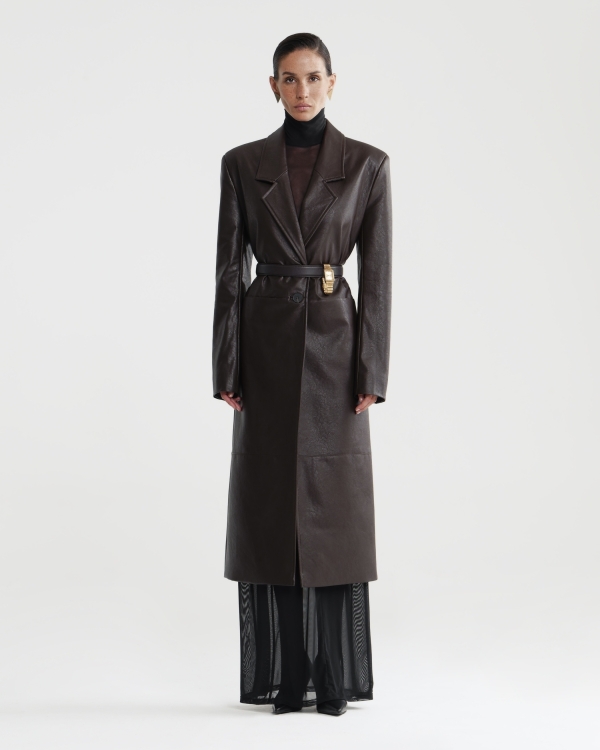 Не бежевым едины. Интересные тренчи для невест,