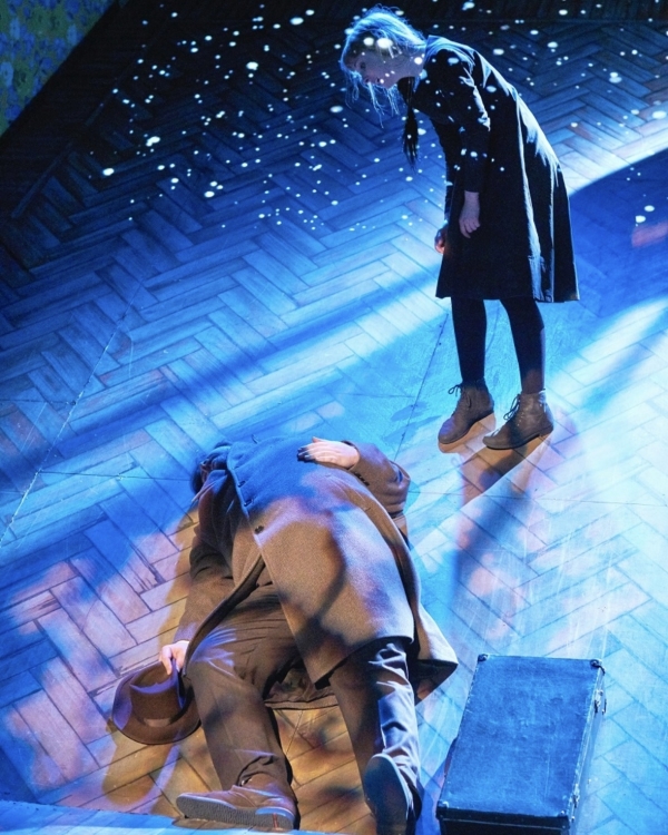 Фестиваль подруг на «Хлебозаводе», постановка «Дыры» в