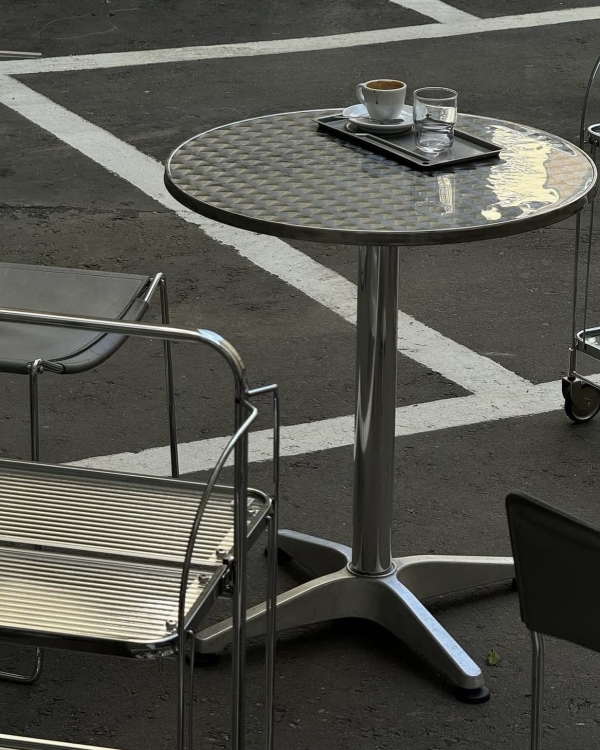 Фестиваль подруг на «Хлебозаводе», постановка «Дыры» в