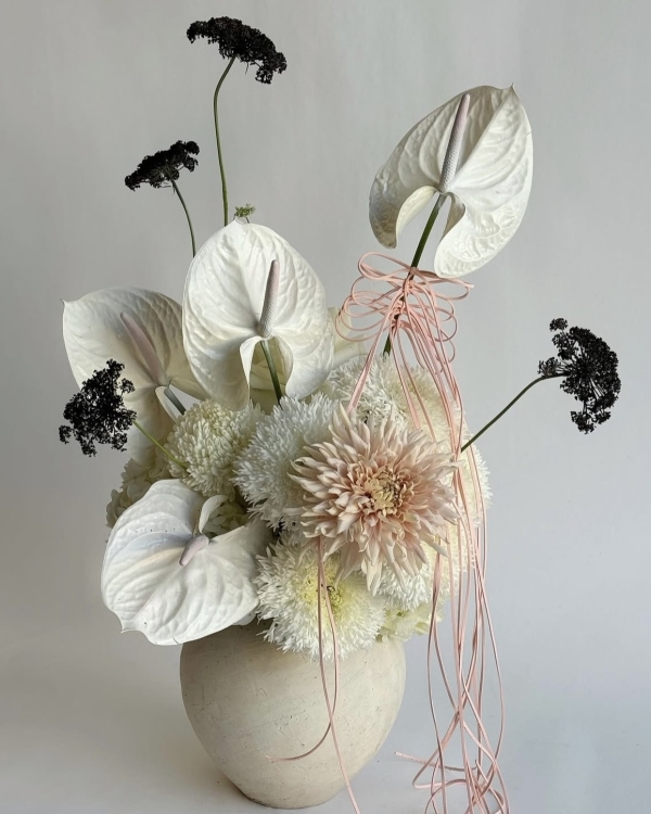 Кто создает цветочные инсталляции для мировых брендов?