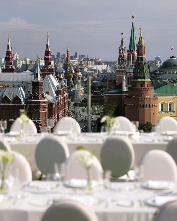 Пятизвездочные отели Москвы с открытыми террасами и