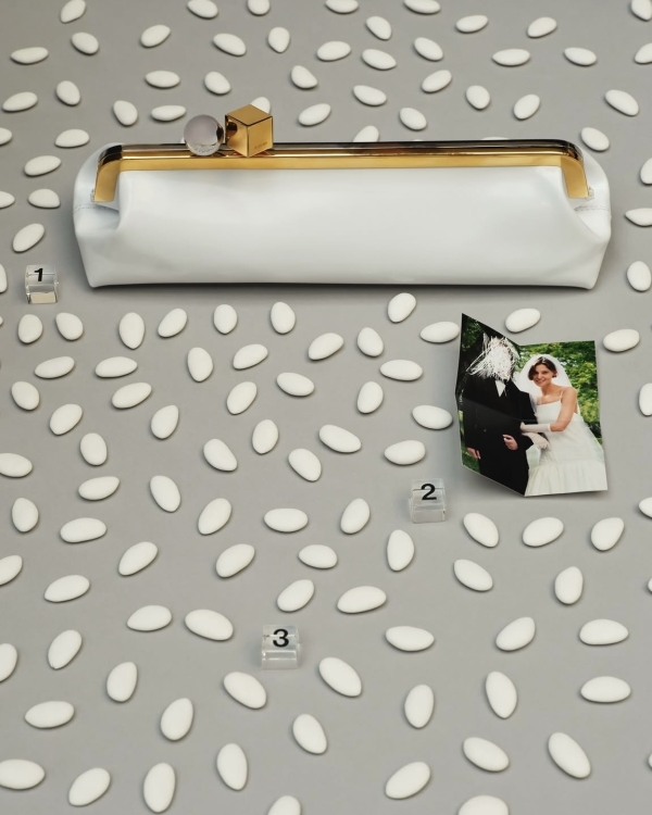 Как небанально пригласить на свадьбу?