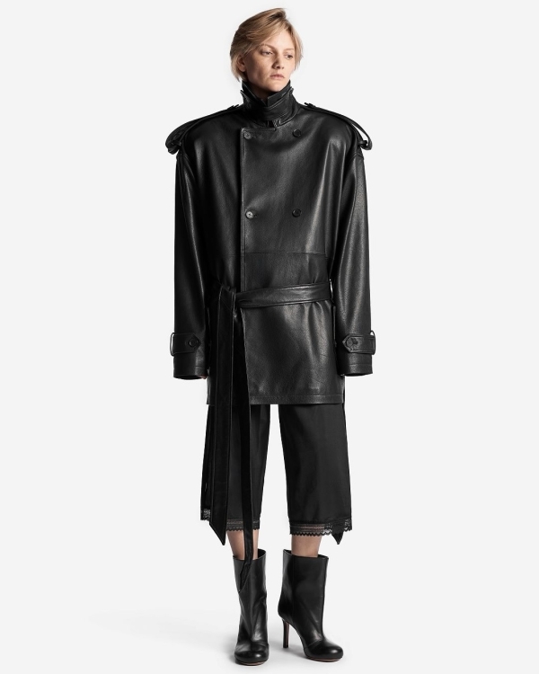 Не бежевым едины. Интересные тренчи для невест,