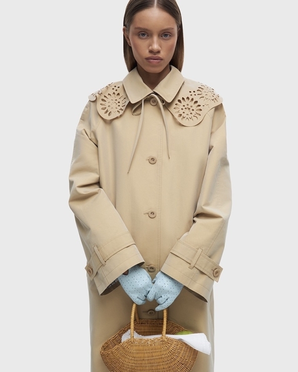 Не бежевым едины. Интересные тренчи для невест,