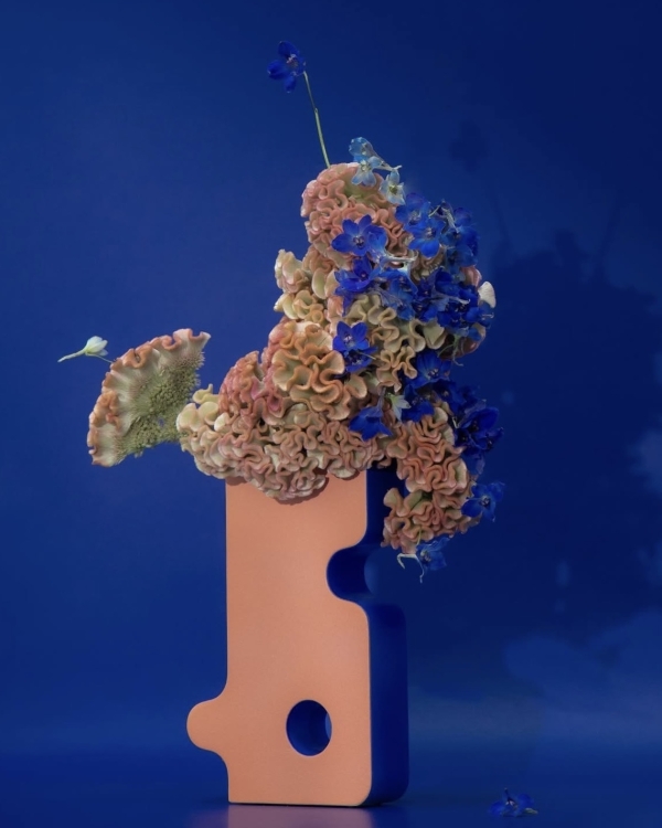 Кто создает цветочные инсталляции для мировых брендов?