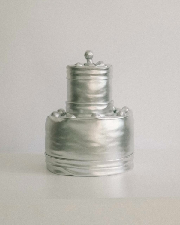 Трендовый декор — с эффектом металлик. Вдохновляемся референсами