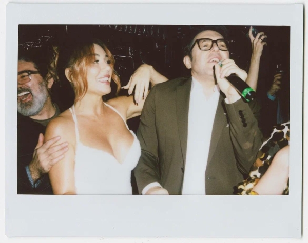 Кому доверяют снимать светскую жизнь Москвы?