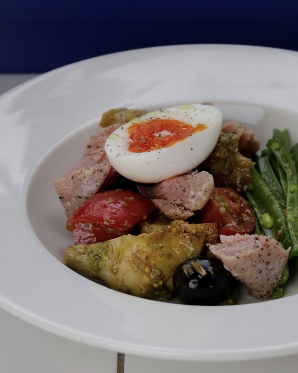 «Грузинские выходные» во Flaner, «Эскимо Garage Sale»