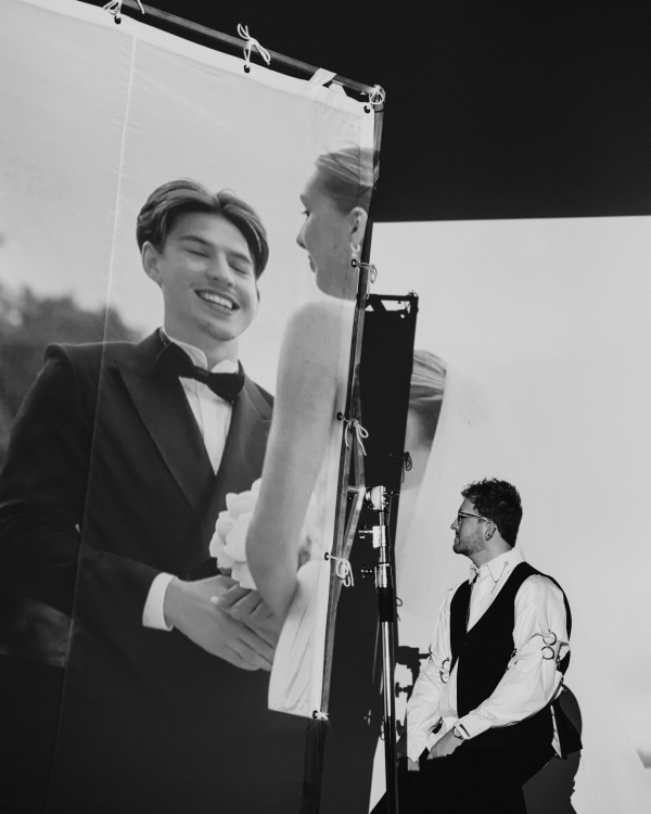 Ведущие Владислав Сапунов