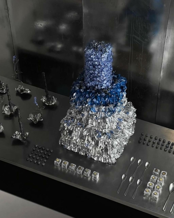 Трендовый декор — с эффектом металлик. Вдохновляемся референсами