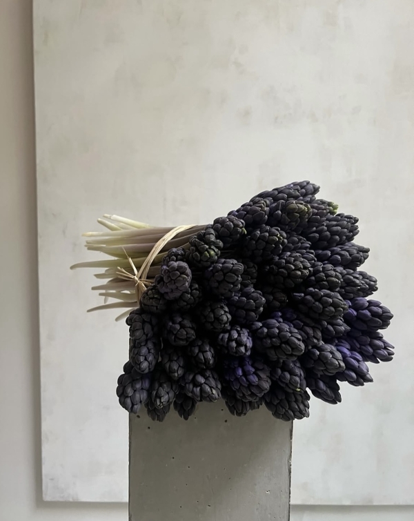 Кто создает цветочные инсталляции для мировых брендов?