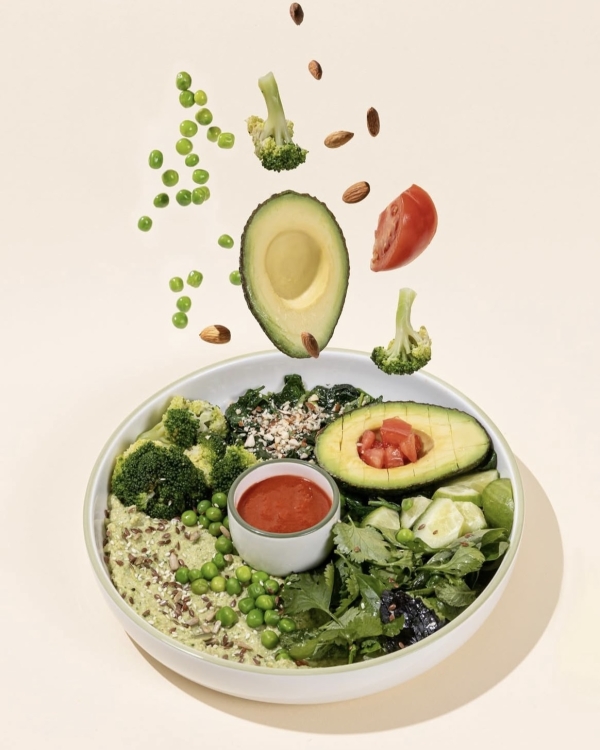 Фестиваль подруг на «Хлебозаводе», постановка «Дыры» в