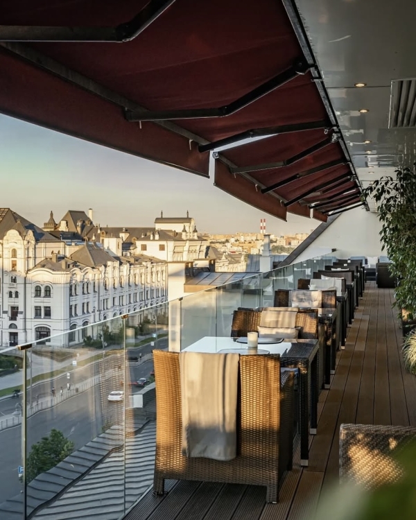 Пятизвездочные отели Москвы с открытыми террасами и